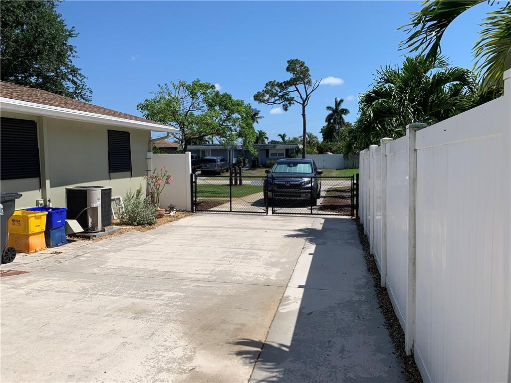116 West Mango Road Lake Worth, FL 33467 - Photo 28 of 76 extended driveway