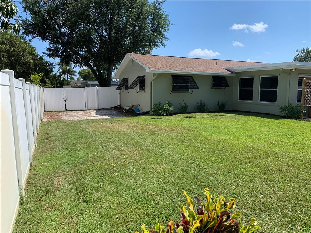 116 West Mango Road Lake Worth, FL 33467 - Photo 38 of 76 room for a boat or RV