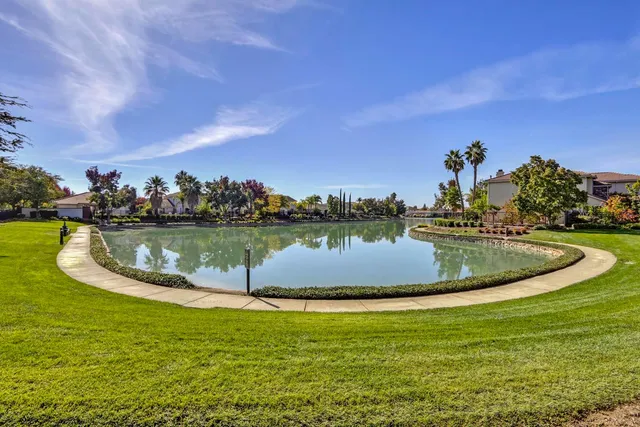 $925,000 | 260 Vista Creek Circle, Sacramento, CA 95835