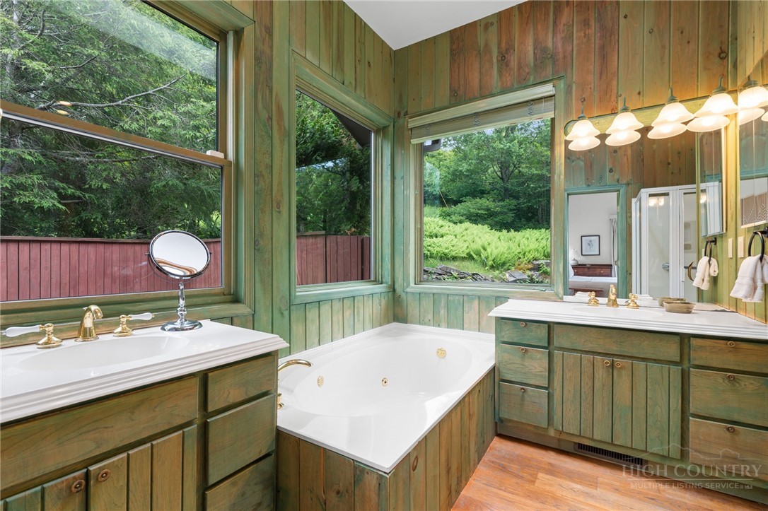 200 Summit Road Beech Mountain, NC 28604 - Photo 14 of 47
