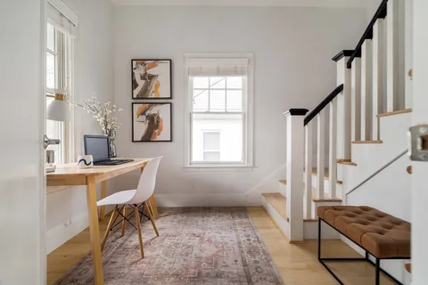 $1,150,000 | 6 Hamilton Road, Unit 6, Somerville, MA 02144