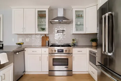 $1,150,000 | 6 Hamilton Road, Unit 6, Somerville, MA 02144