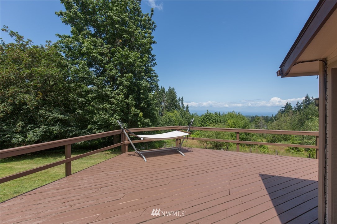 304 Hansen Road Port Angeles, WA 98363 - Photo 8 of 24 Gallery Image 8