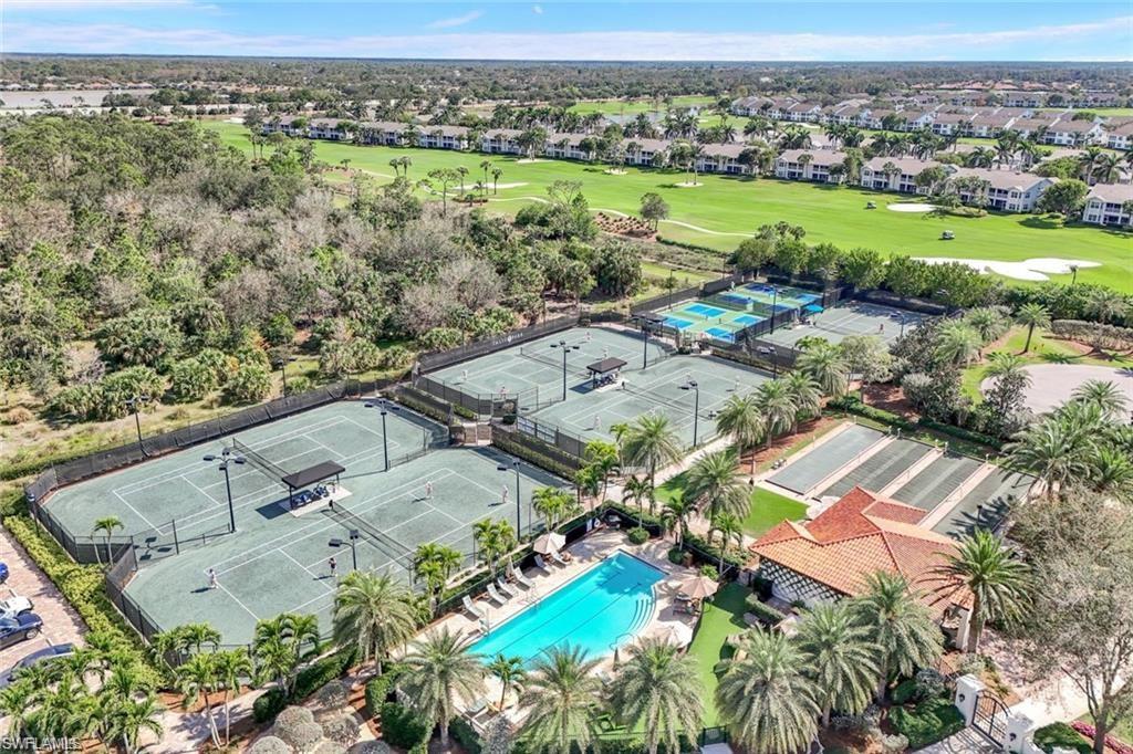 16374 Viansa Way, Unit 5302 Naples, FL 34110 - Photo 23 of 28 Tennis, pickleball, bocce