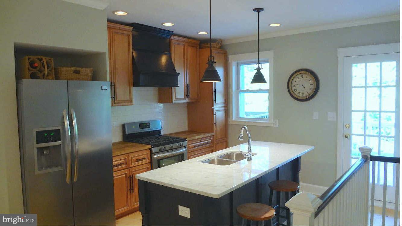 3037 Keswick Road Baltimore, MD 21211 - Photo 2 of 30 Eat-In Kitchen