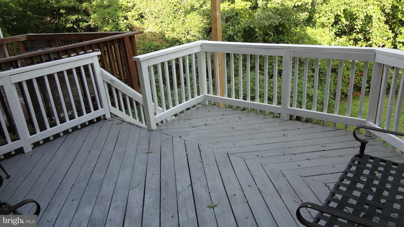3037 Keswick Road Baltimore, MD 21211 - Photo 8 of 30 Deck off kitchen overlooking yard and park