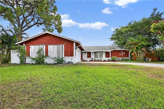 $299,900 | 2387 Northeast 16th Court, Jensen Beach, FL 34957