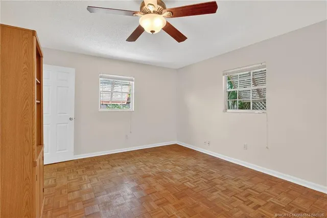 $299,900 | 2387 Northeast 16th Court, Jensen Beach, FL 34957