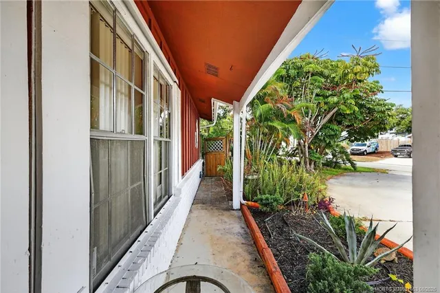 $299,900 | 2387 Northeast 16th Court, Jensen Beach, FL 34957