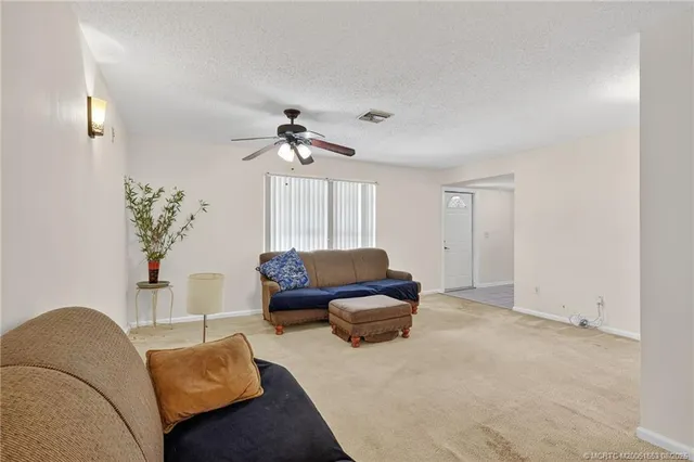 $299,900 | 2387 Northeast 16th Court, Jensen Beach, FL 34957