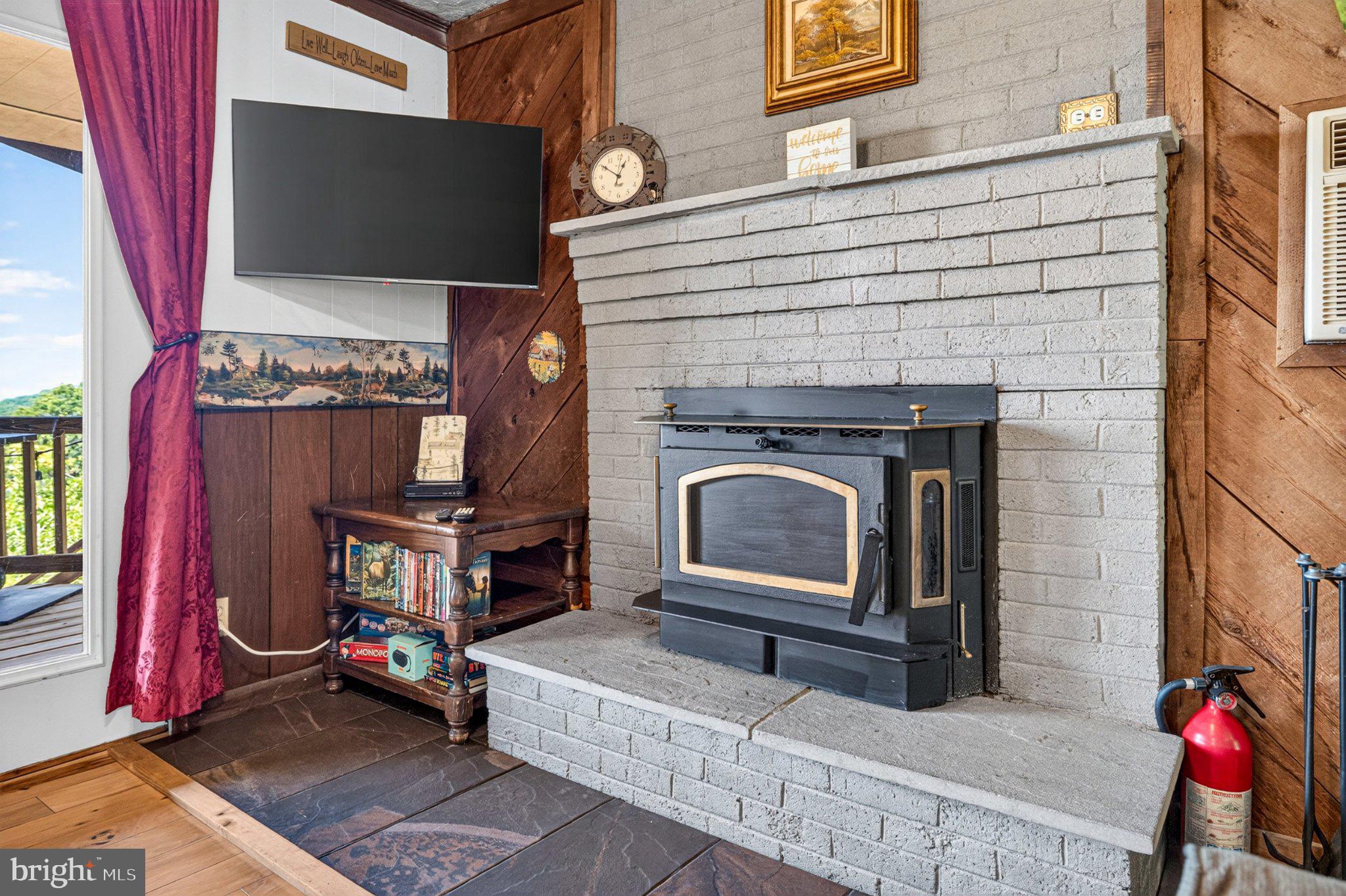 631 Overlook Drive Rileyville, VA 22650 - Photo 10 of 52 Gallery Image 10