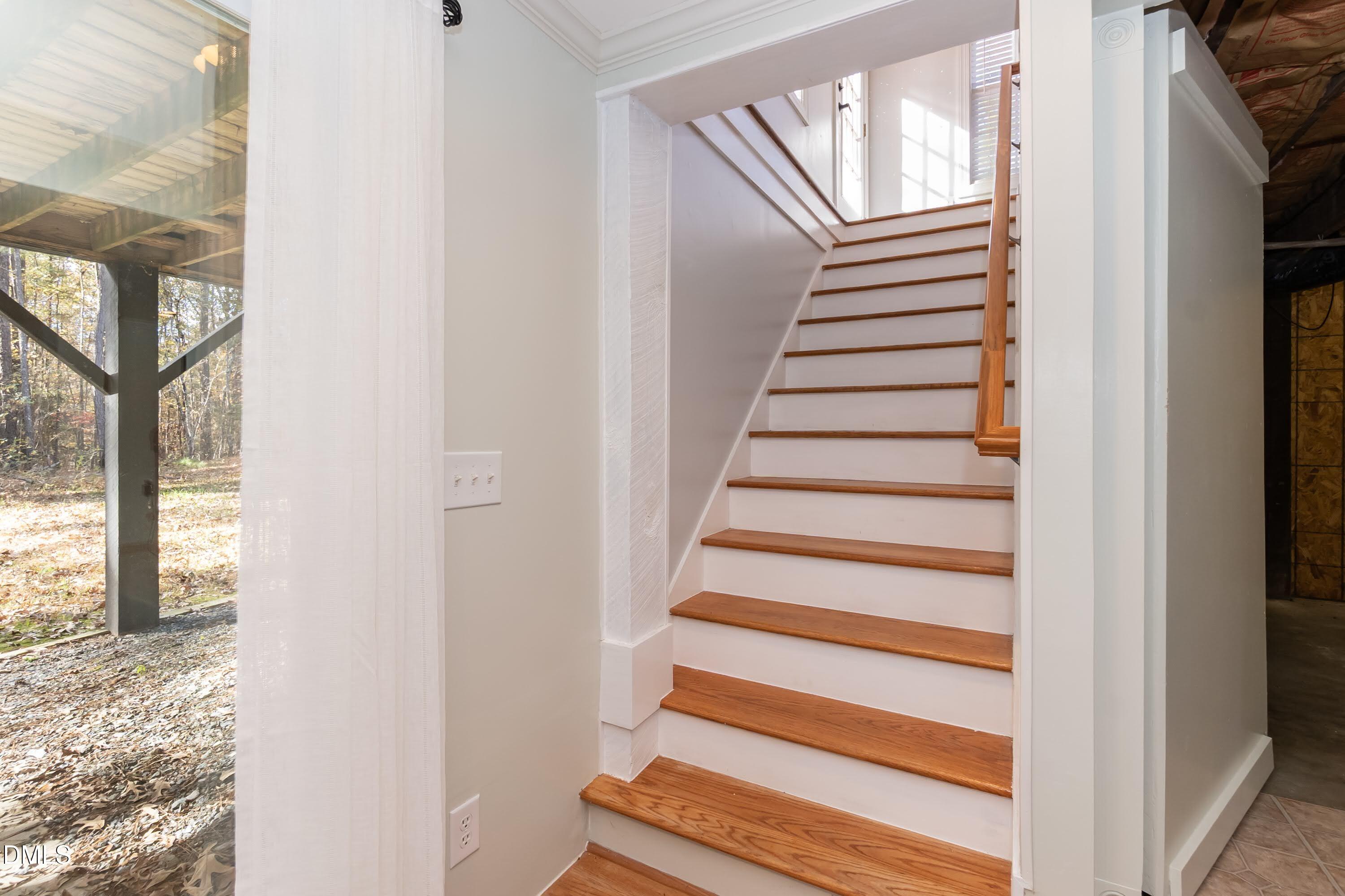 137 Fox Hunters Lane Broadway, NC 27505 - Photo 26 of 46 a view of entryway