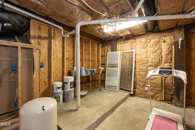 $235,000 | 137 Fox Hunters Lane, Broadway, NC 27505