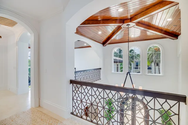 $24,995,000 | 10 Ocean Drive, Vero Beach, FL 32963