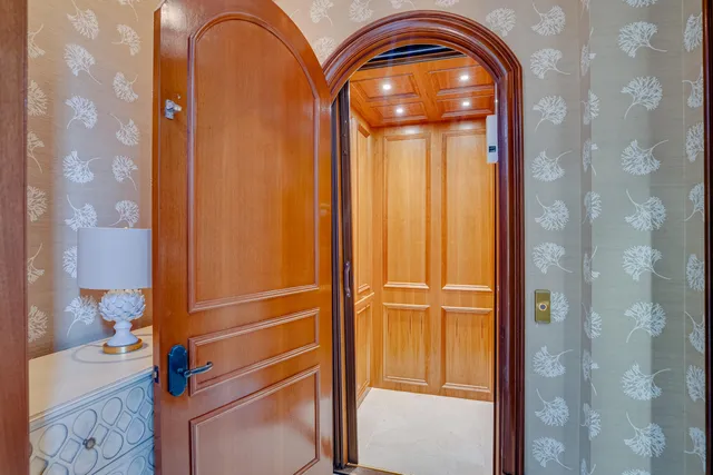 $24,995,000 | 10 Ocean Drive, Vero Beach, FL 32963