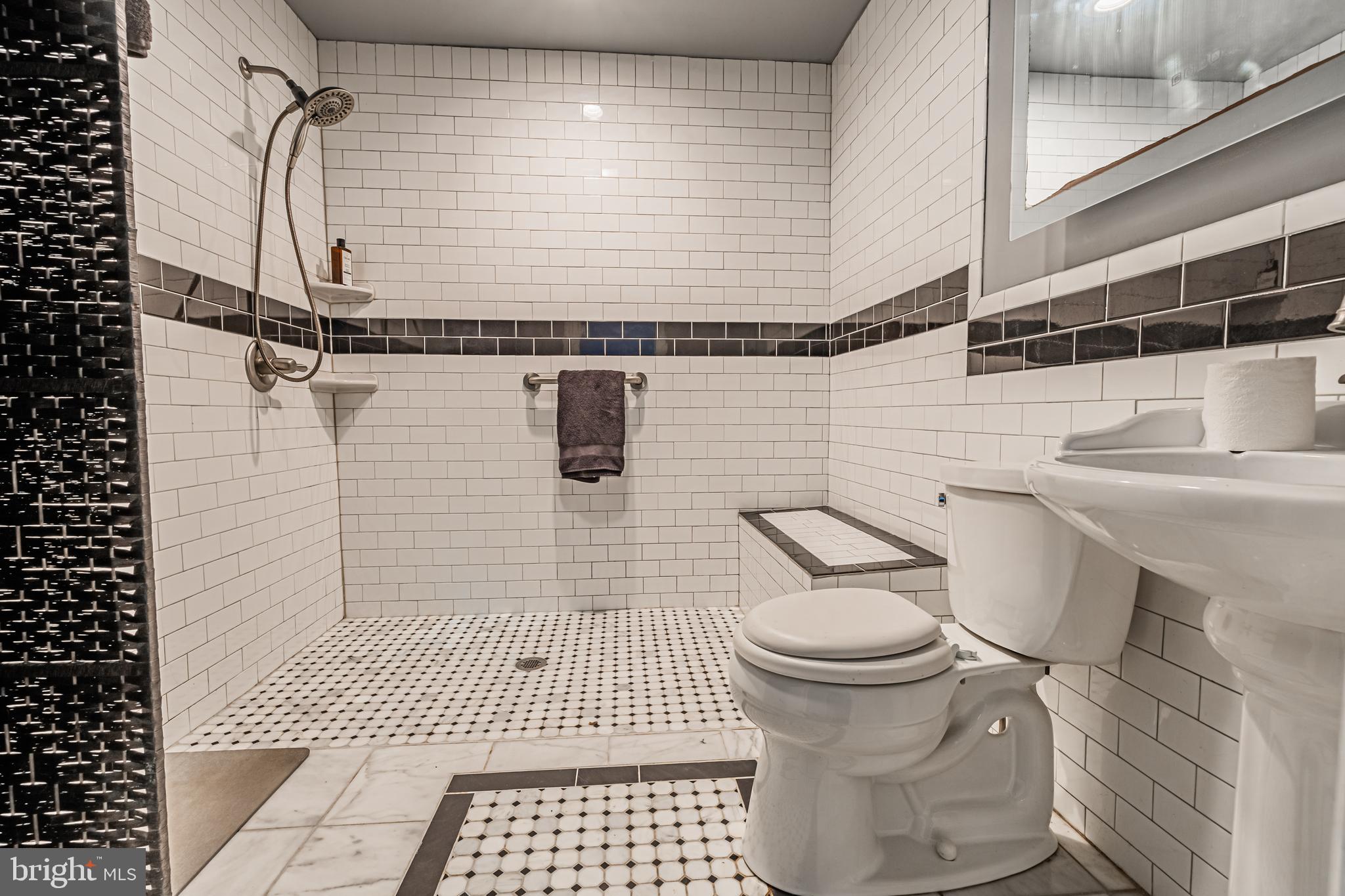4 Oak Leaf Road Berlin, NJ 08009 - Photo 7 of 18 a bathroom with a toilet and a shower