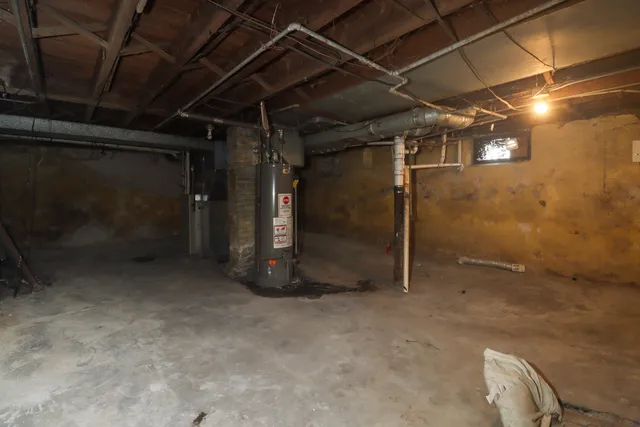 $125,000 | 1422 Geneva Street, Racine, WI 53404