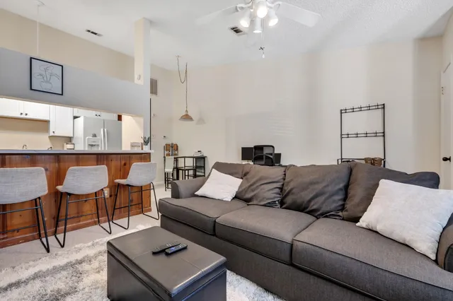 $1,050 | 2203 Sandpiper Street, Tallahassee, FL 32303