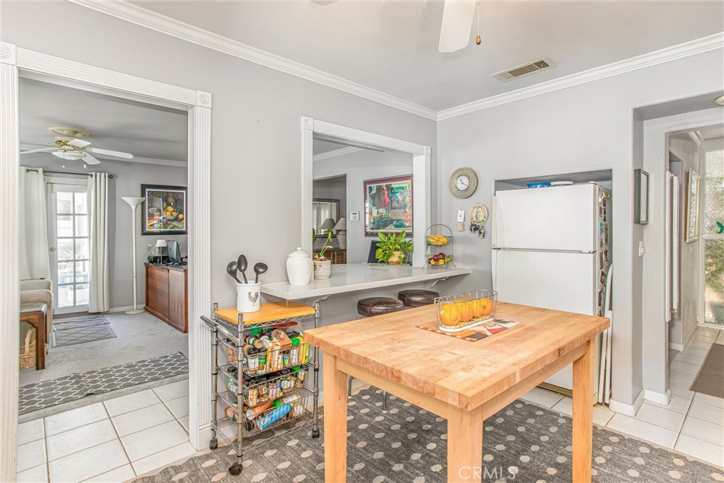 1450 Tamarisk Road Palm Springs, CA 92262 - Photo 15 of 35