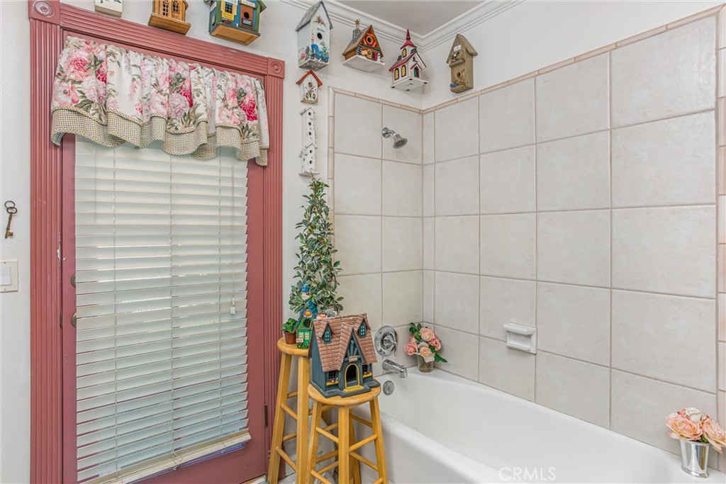 1450 Tamarisk Road Palm Springs, CA 92262 - Photo 17 of 35