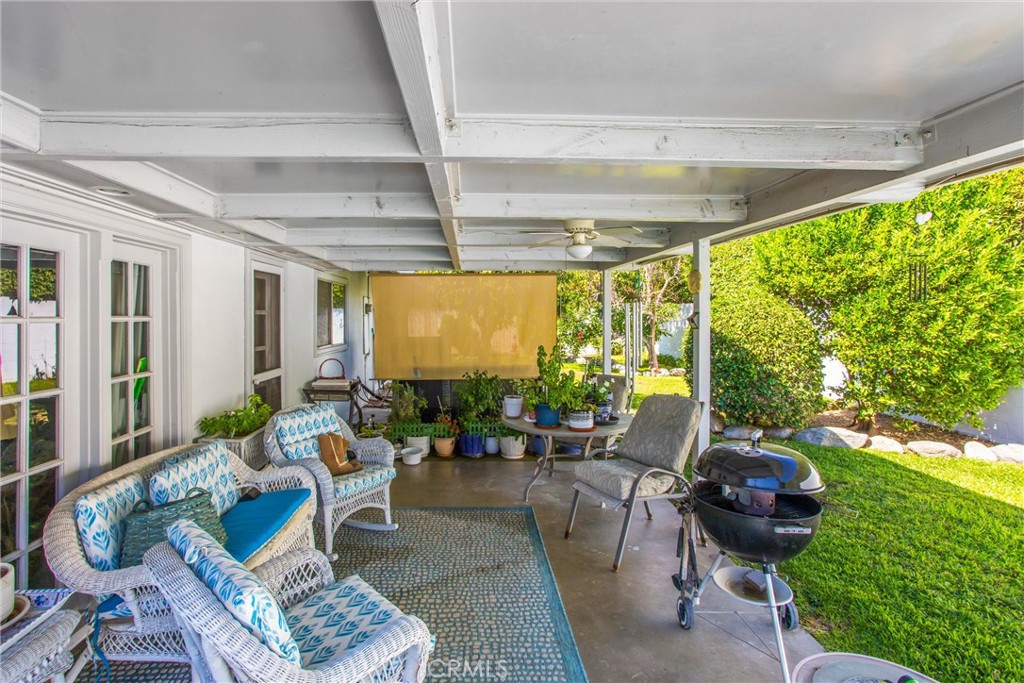 1450 Tamarisk Road Palm Springs, CA 92262 - Photo 32 of 35