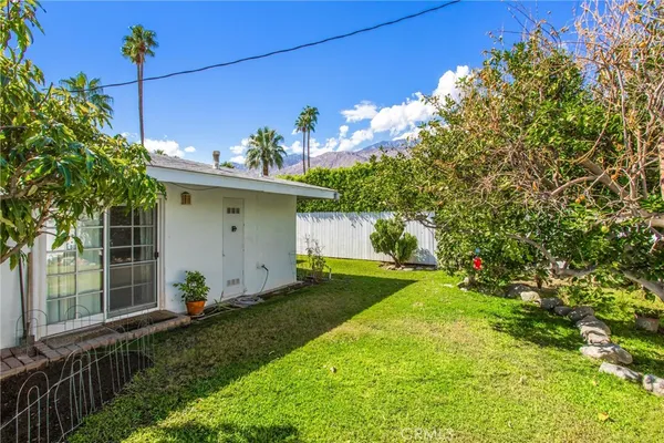 $1,190,000 | 1450 Tamarisk Road, Palm Springs, CA 92262