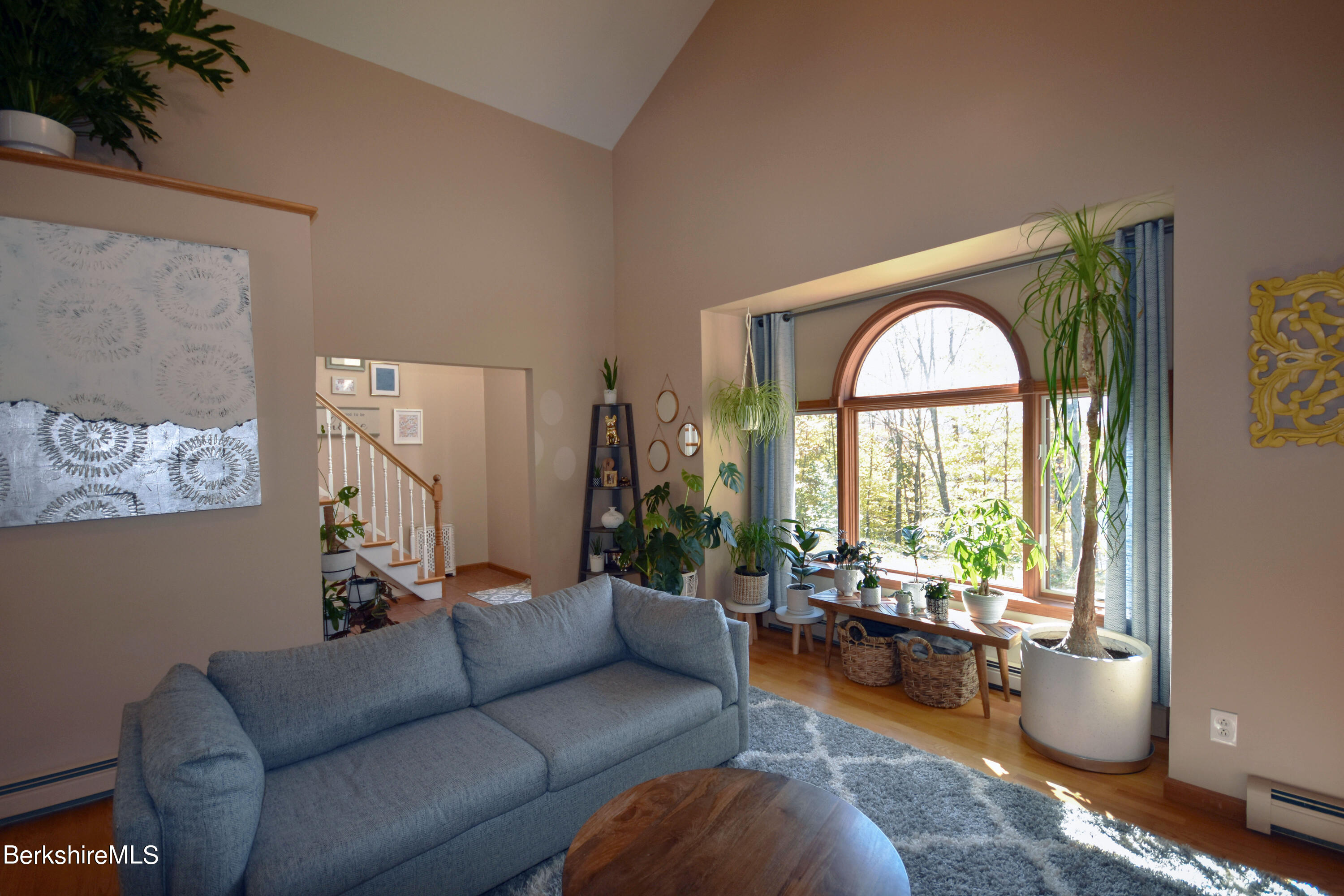 401 George Schnopp Road Hinsdale, MA 01235 - Photo 6 of 59 Living Room