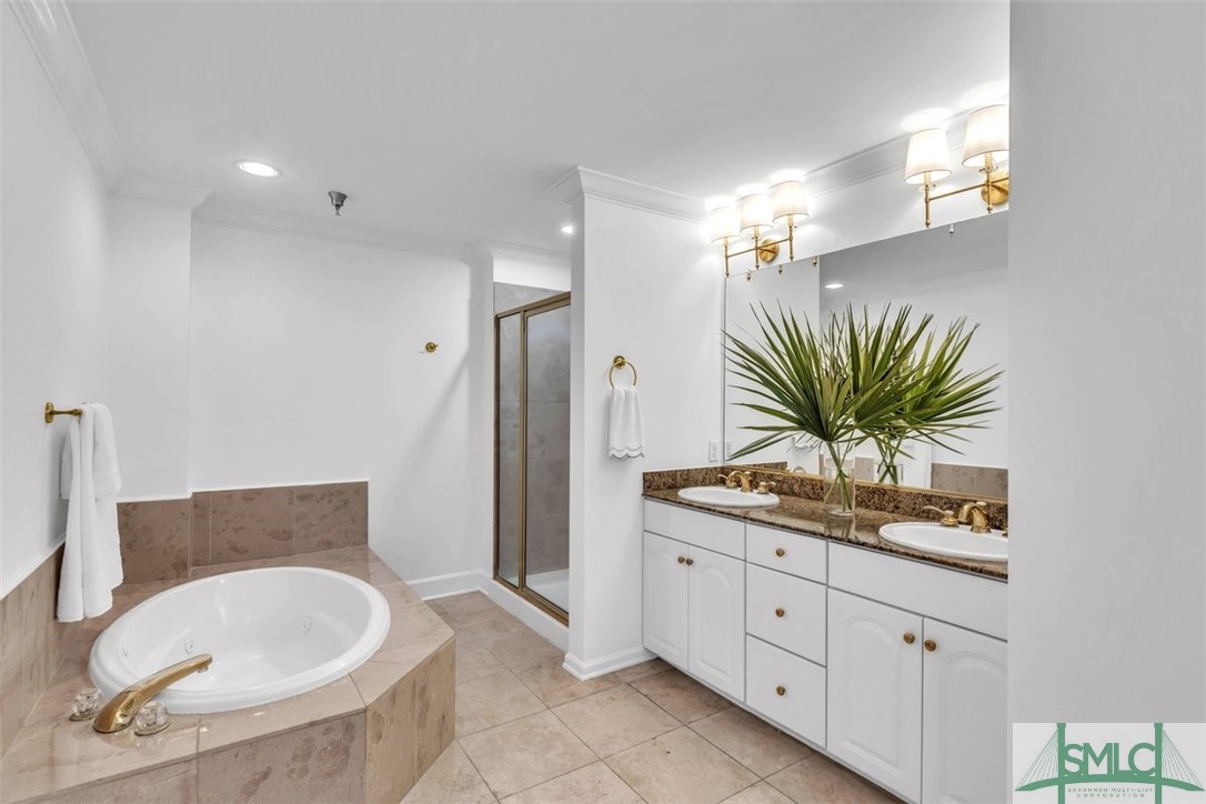 700 Wilmington Island Road, Unit 102 Savannah, GA 31410 - Photo 17 of 41 Primary Bathroom