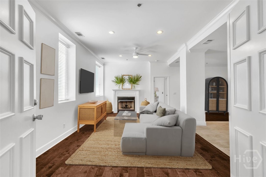 700 Wilmington Island Road, Unit 102 Savannah, GA 31410 - Photo 3 of 41 Virtual Staging - Living Room