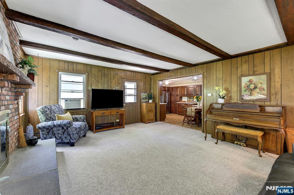 123 Chapel Road Mahwah, NJ 07430 - Photo 7 of 17