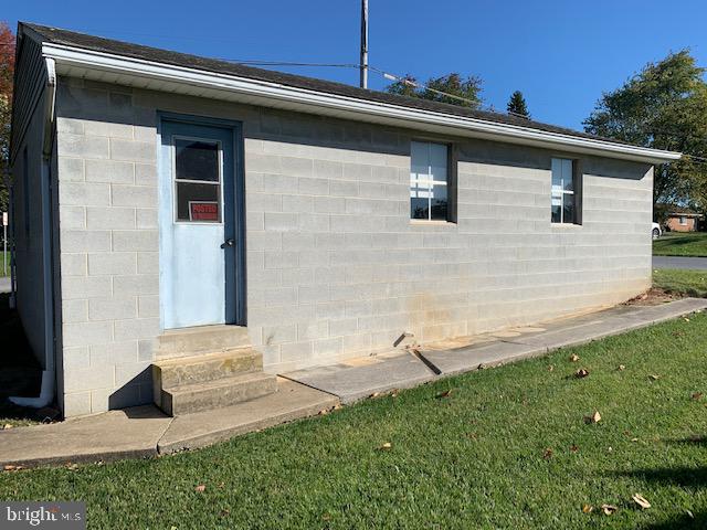 1342 Sandhill Road Lebanon, PA 17046 - Photo 22 of 29 Oversized Garage