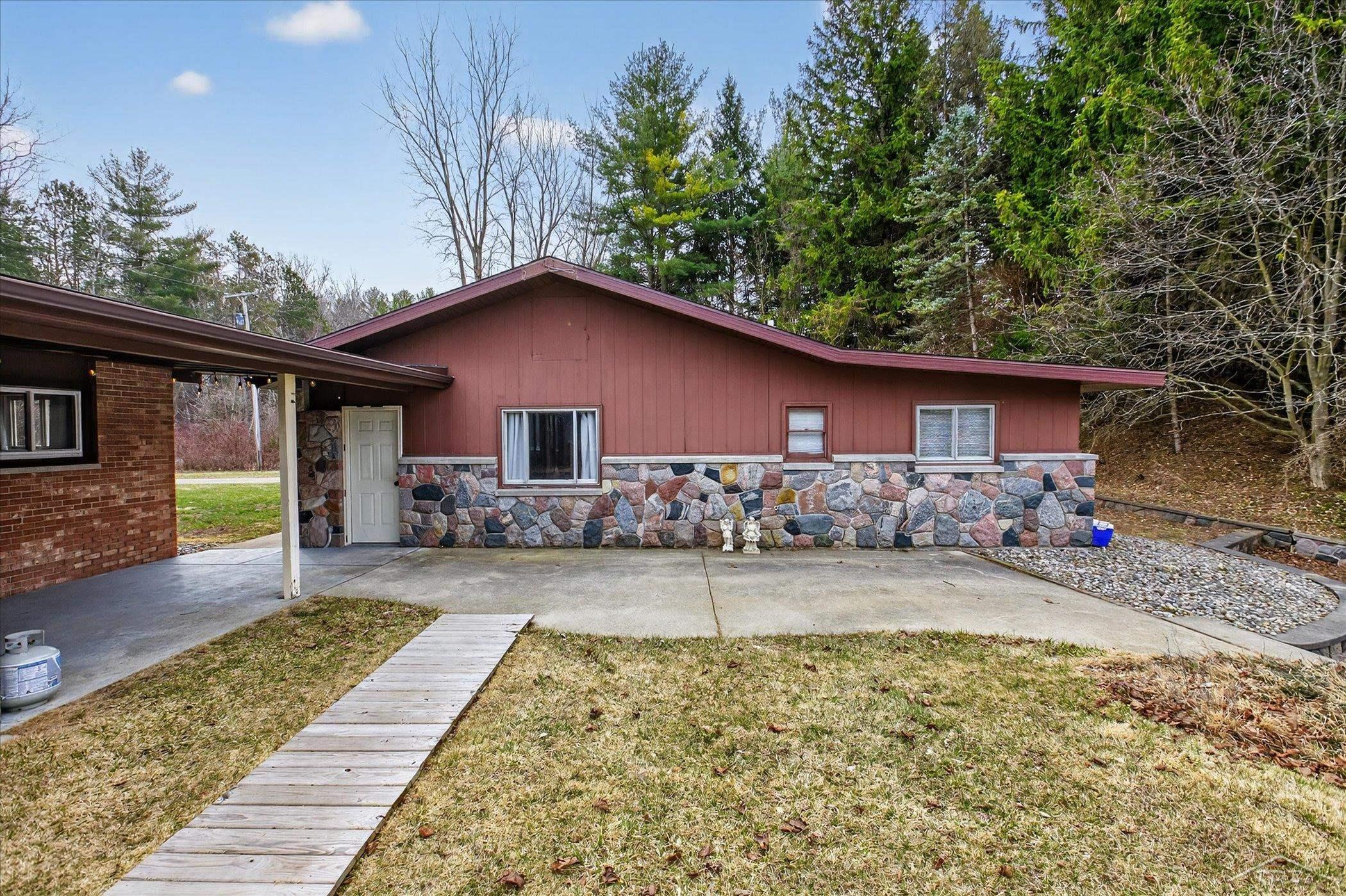4403 North Raucholz Road Hemlock, MI 48626 - Photo 38 of 54