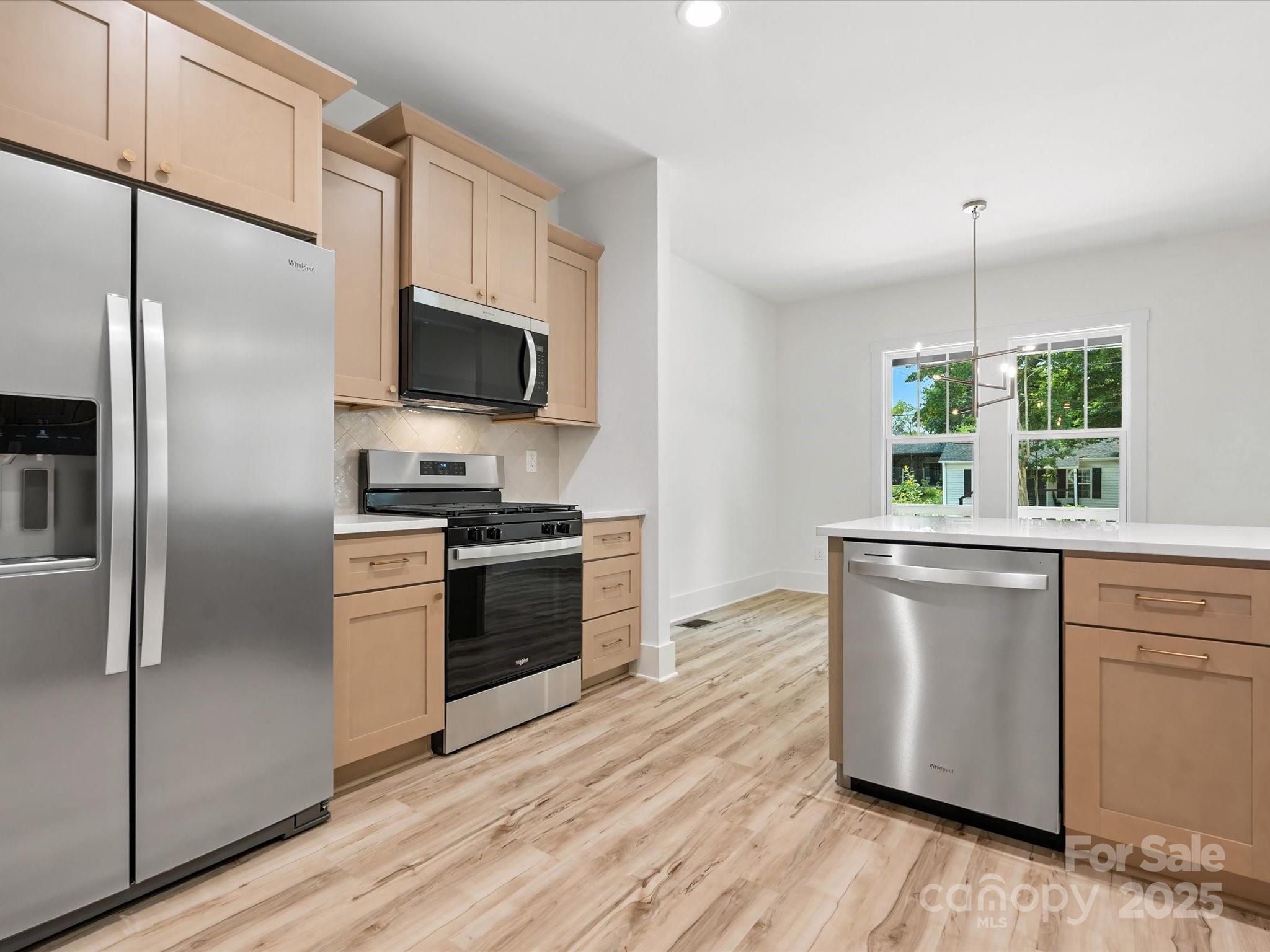 4113 Rutgers Avenue Charlotte, NC 28206 - Photo 3 of 41