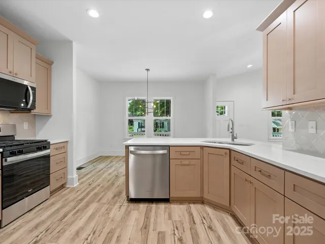 $459,990 | 4113 Rutgers Avenue, Charlotte, NC 28206