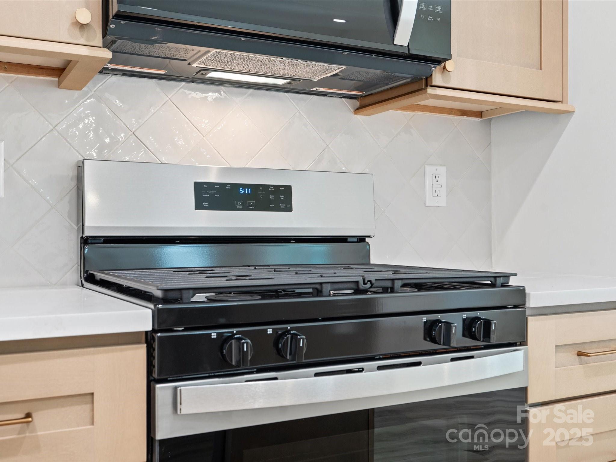 4113 Rutgers Avenue Charlotte, NC 28206 - Photo 7 of 41