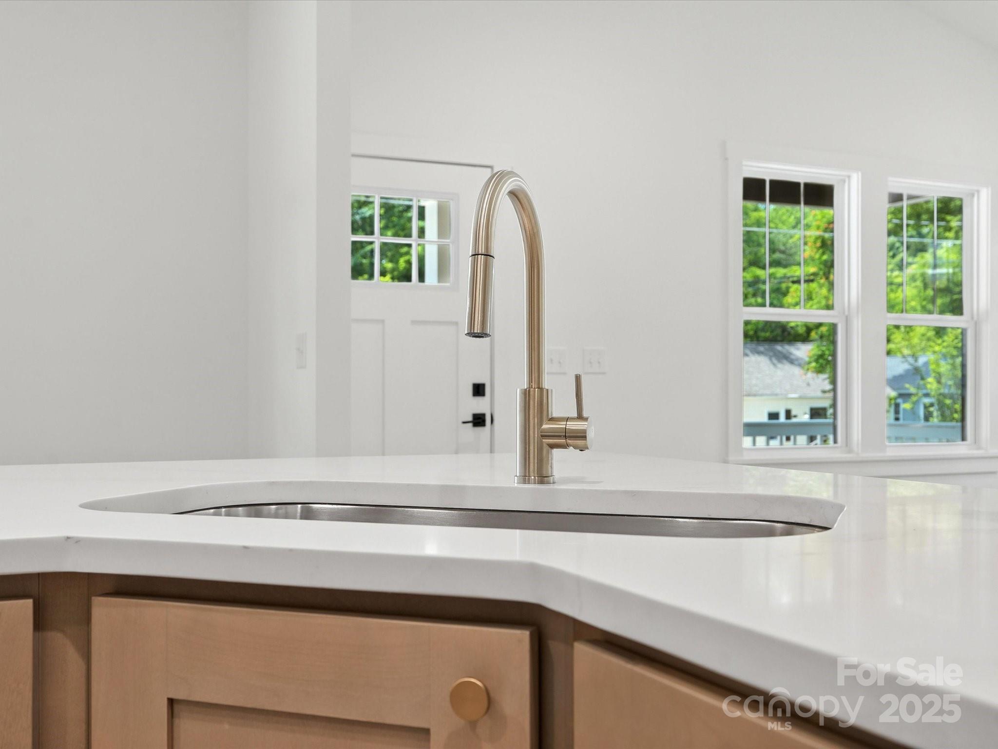 4113 Rutgers Avenue Charlotte, NC 28206 - Photo 8 of 41