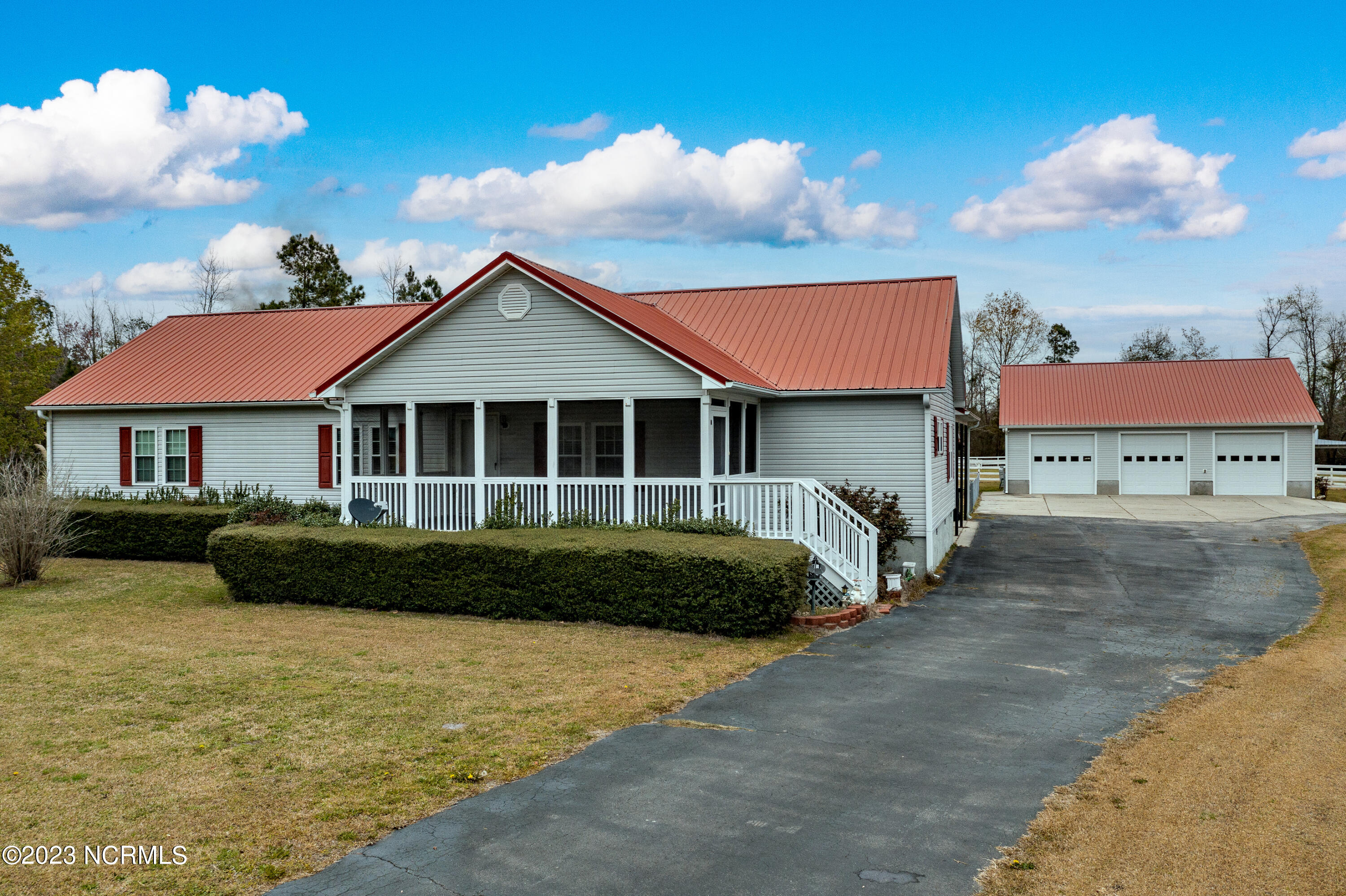 5743 Neuse Road Grantsboro, NC 28529 - Photo 1 of 28 Chill Photo Aerials-32s