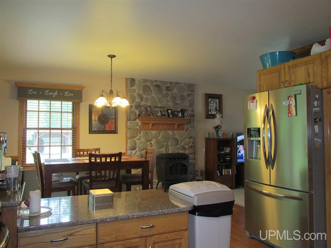 6988 L 5 Escanaba, MI 49829 - Photo 7 of 39