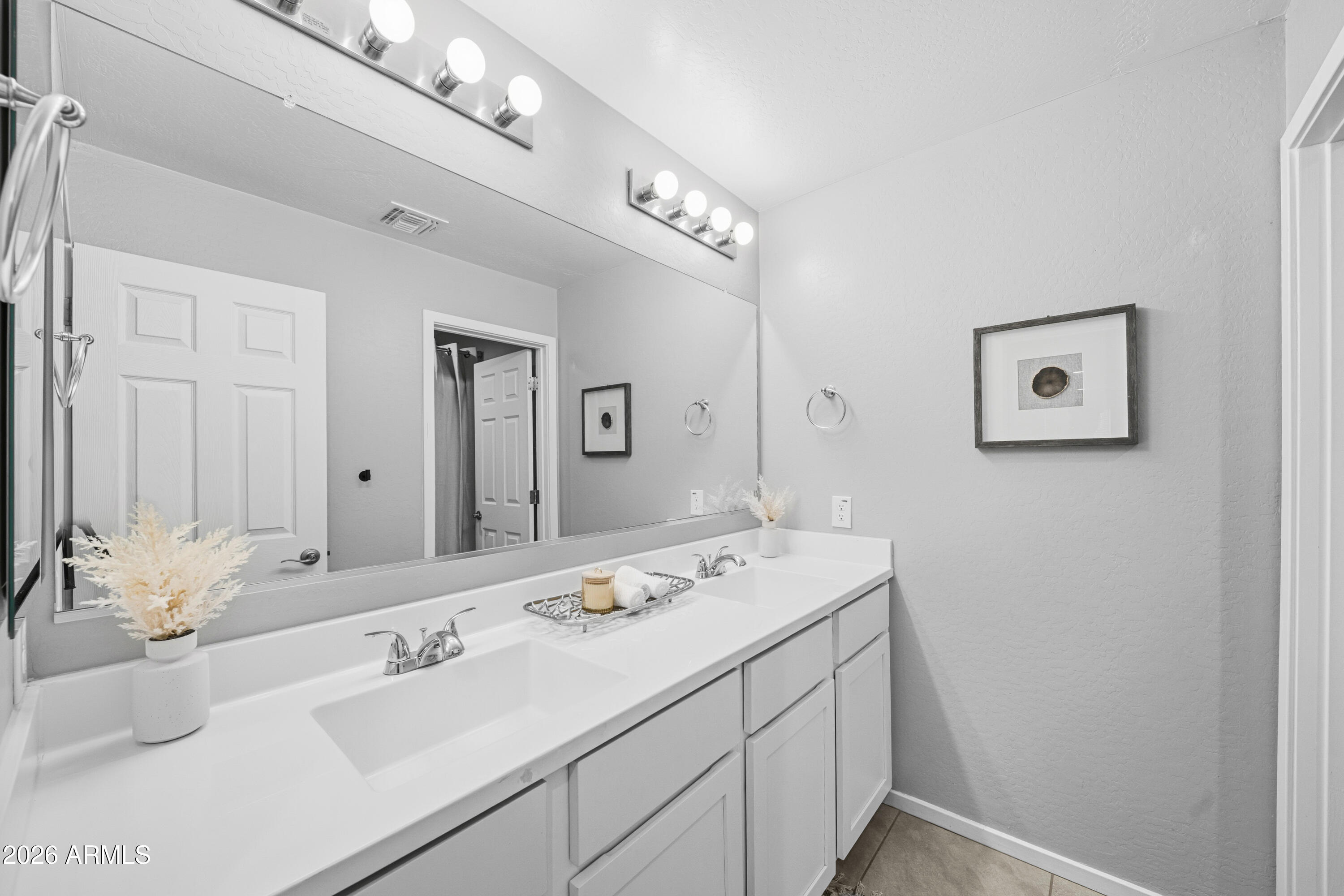 15754 West Madison Street Goodyear, AZ 85338 - Photo 24 of 35 DSC04492