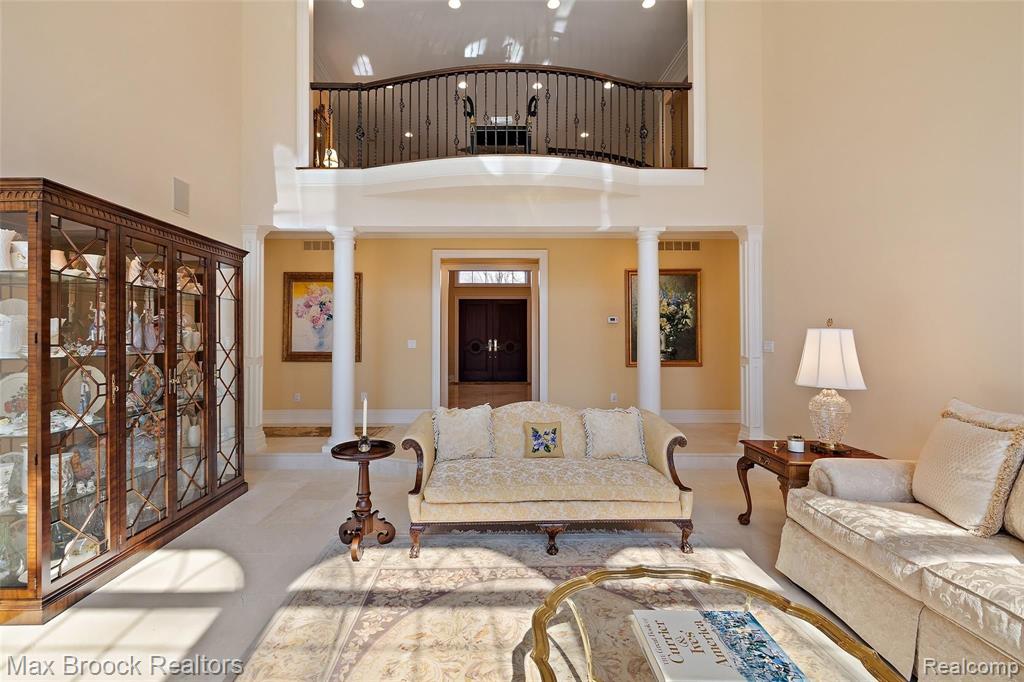 28501 West 14 Mile Road Farmington Hills, MI 48334 - Photo 12 of 67