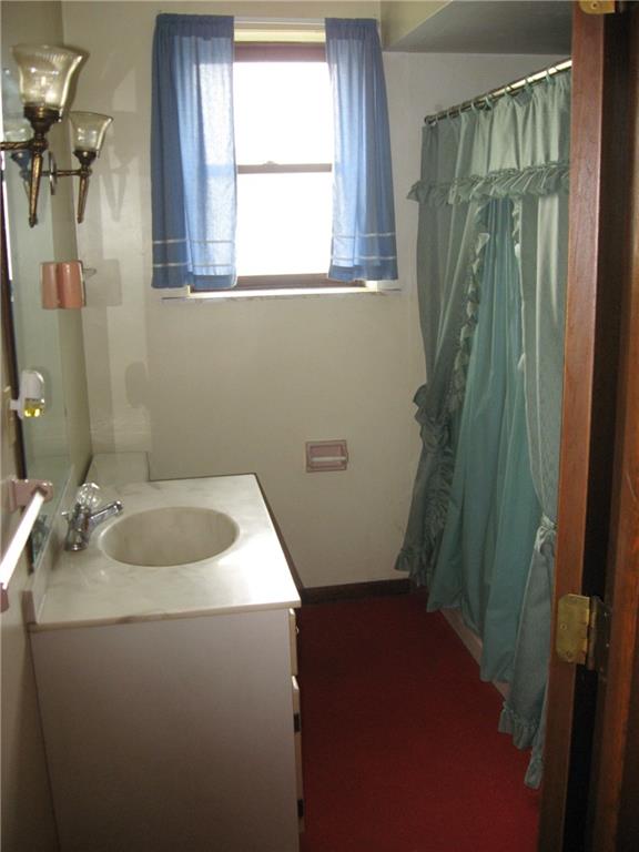 2591 Slope Hill Road Mount Pleasant, PA 15666 - Photo 9 of 12 Full Bathroom
