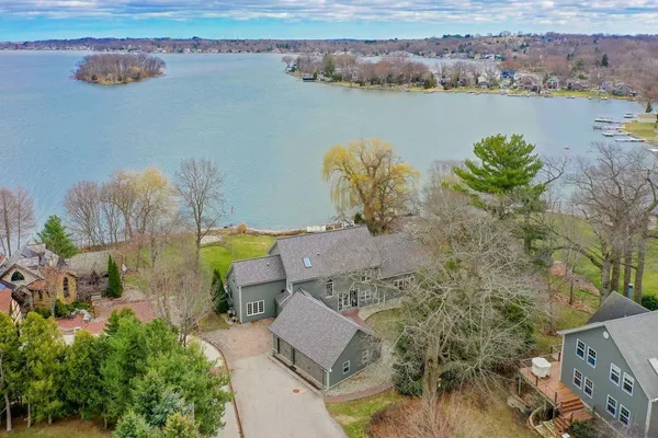$3,495,000 | W277N3016 Rocky Point Road, Pewaukee, WI 53072