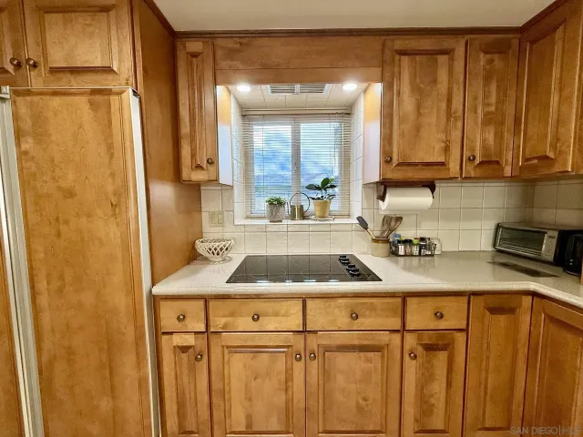 $1,199,000 | 2034 South Flippen Drive, Anaheim, CA 92802