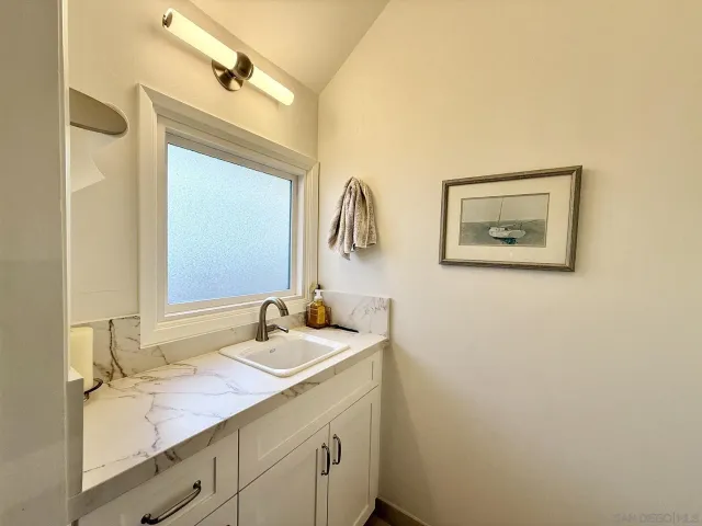 $1,199,000 | 2034 South Flippen Drive, Anaheim, CA 92802