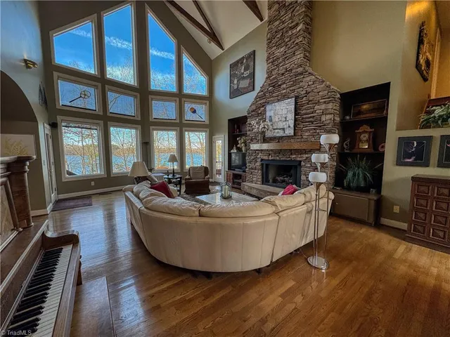 $1,250,000 | 2288 Rocky Cove Lane, Denton, NC 27239