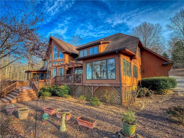 $1,250,000 | 2288 Rocky Cove Lane, Denton, NC 27239