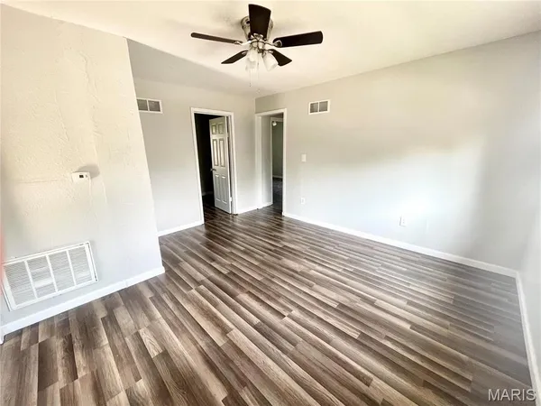 $975 | 2203 Bryan Avenue, Unit A, Granite City, IL 62040