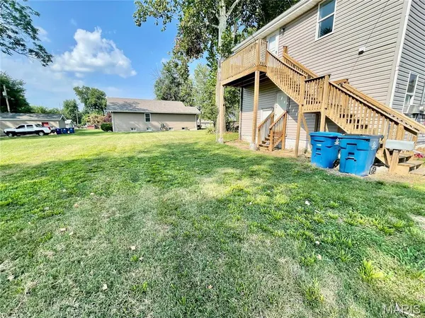 $975 | 2203 Bryan Avenue, Unit A, Granite City, IL 62040