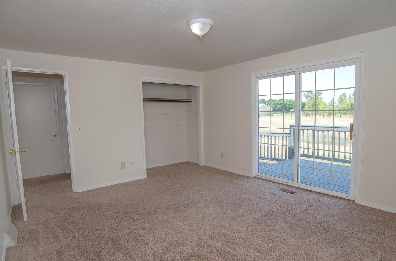 1711 North McKee Road Spokane Valley, WA 99016 - Photo 12 of 20