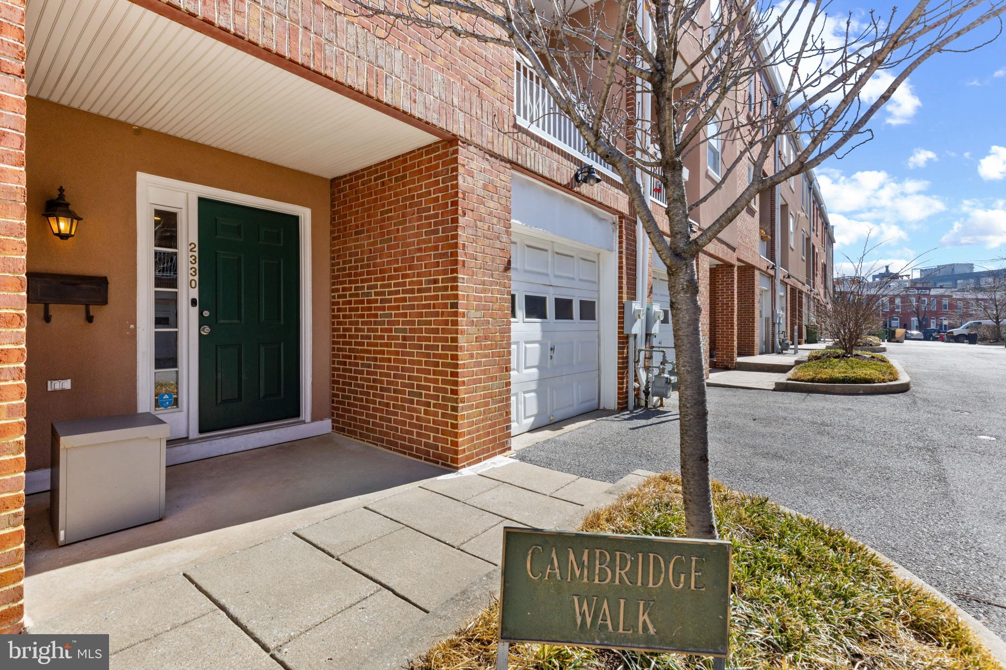 2330 Cambridge Walk Baltimore, MD 21224 - Photo 3 of 36